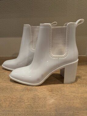 Jeffrey Campbell White Rain Boot Chunky Block Heel Chelsea Rainboots Size 7